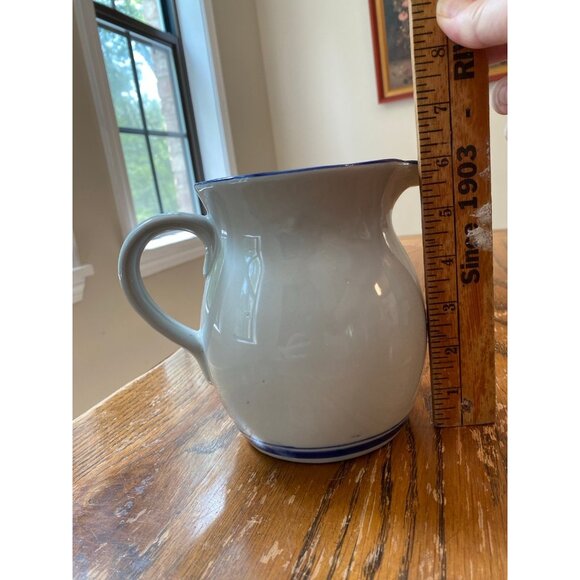 VINTAGE STONEWARE COUNTRY FARMHOUSE PITCHER-VASE w/BLUE RIM & BANDS - Picture 2 of 6